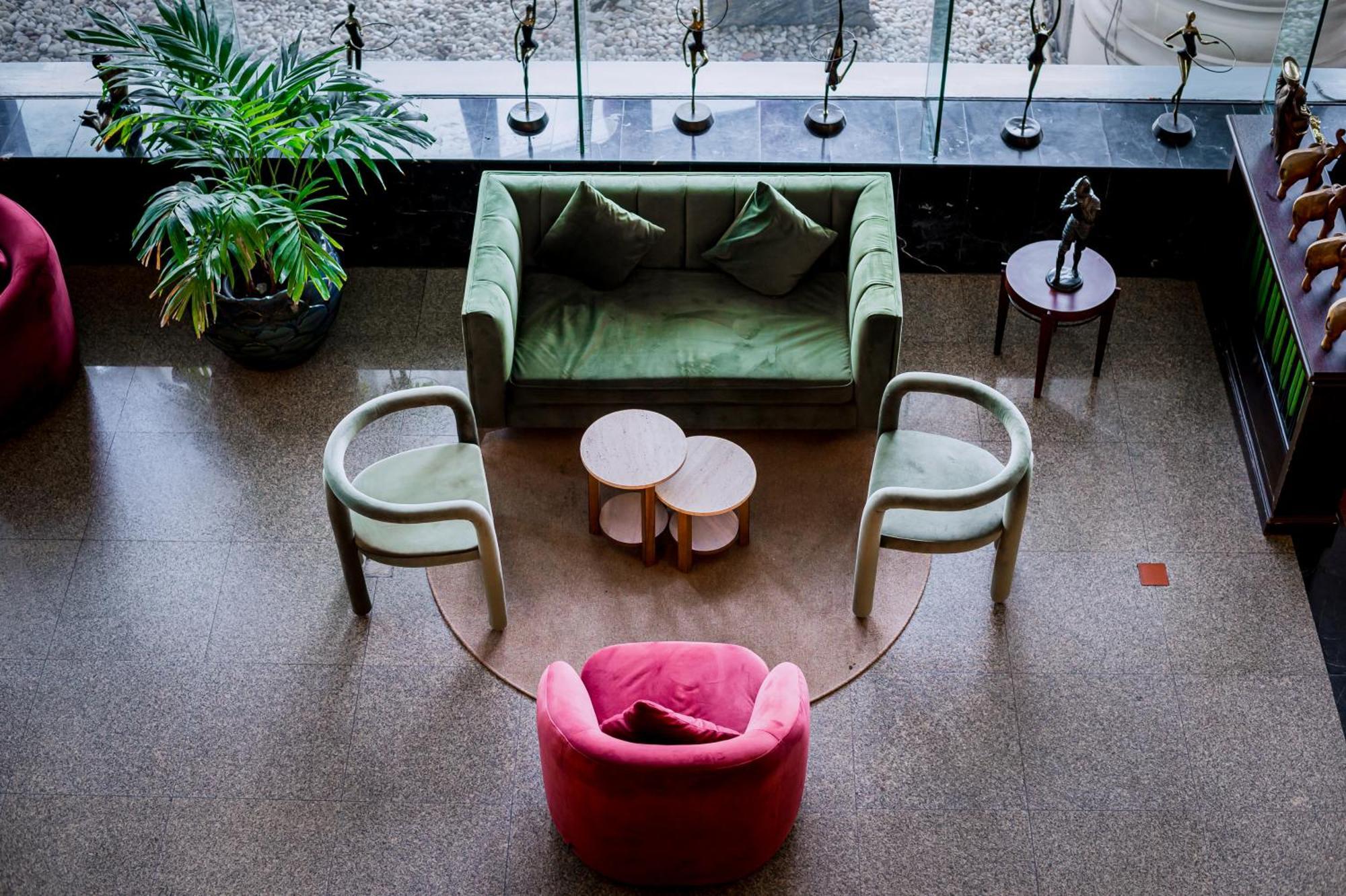 Town In Town Hotel Bangkok Luaran gambar