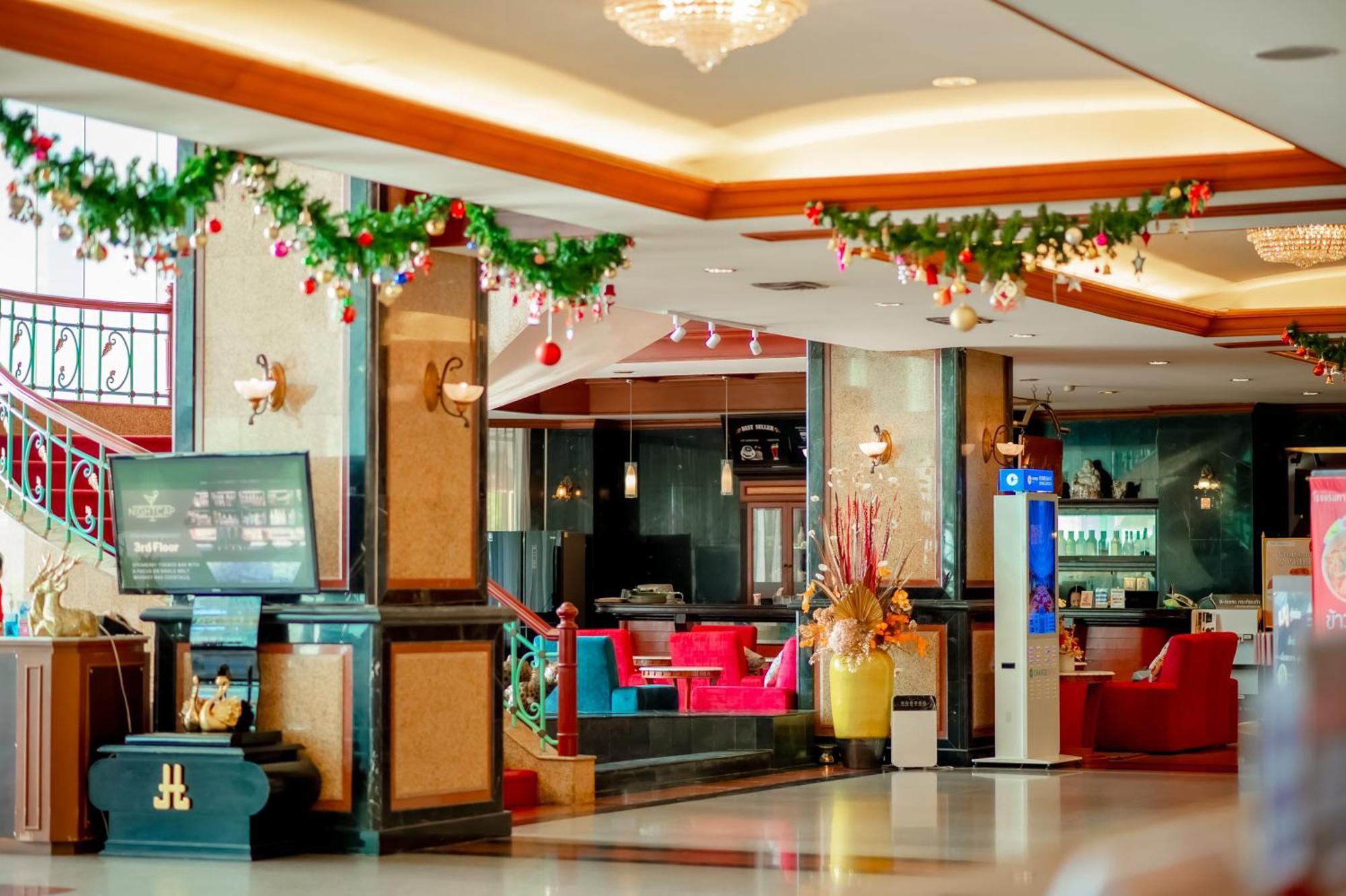 Town In Town Hotel Bangkok Luaran gambar